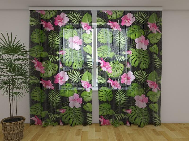 Dienas un nakts aizkari - Tropu ziedi uz melnā 180 x 140 cm (2X 90x140 cm) / Сaurspīdīgs šifons E-interjers.lv