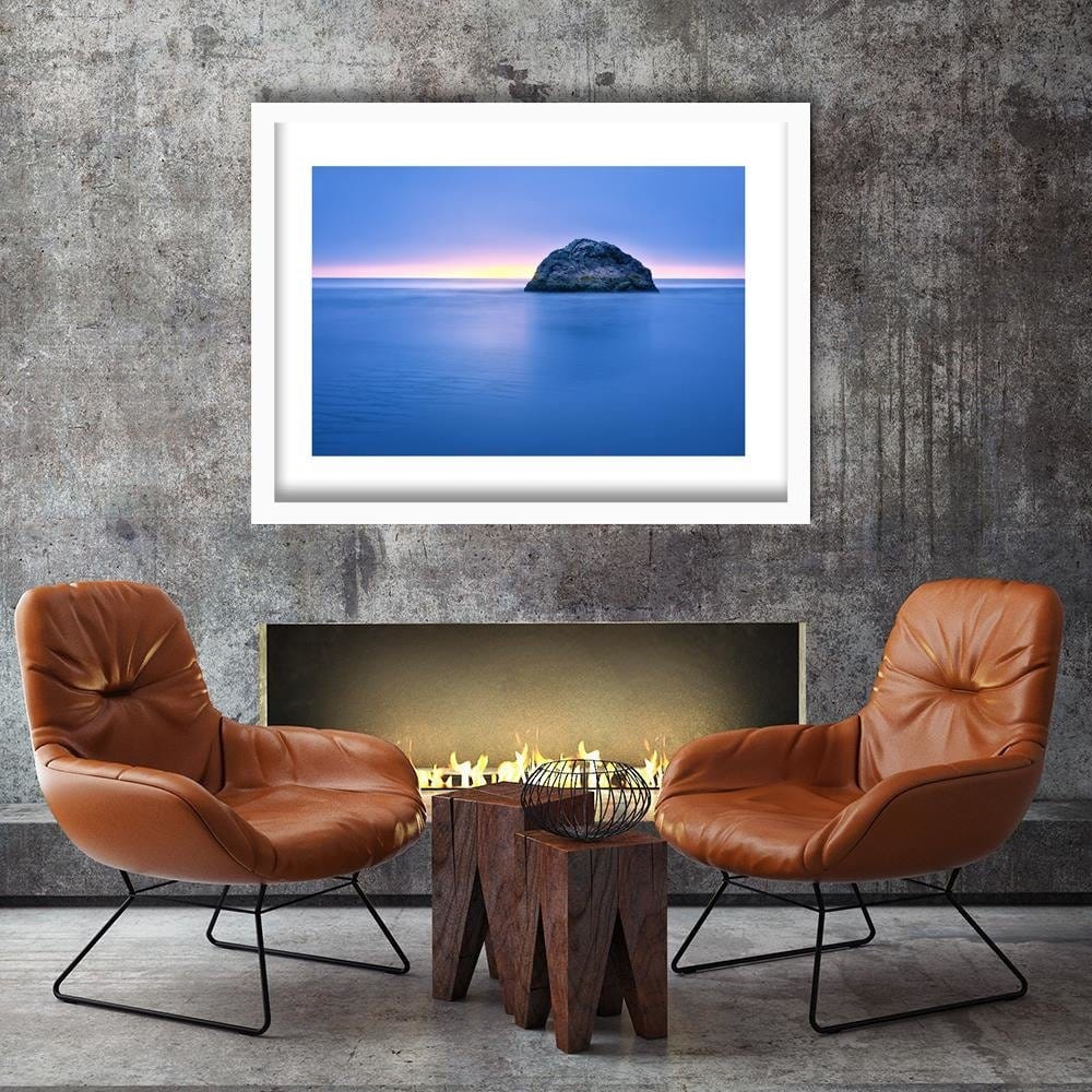 Glezna baltā rāmī - A Rock In The Sea At Dusk 4 Home Trends DECO