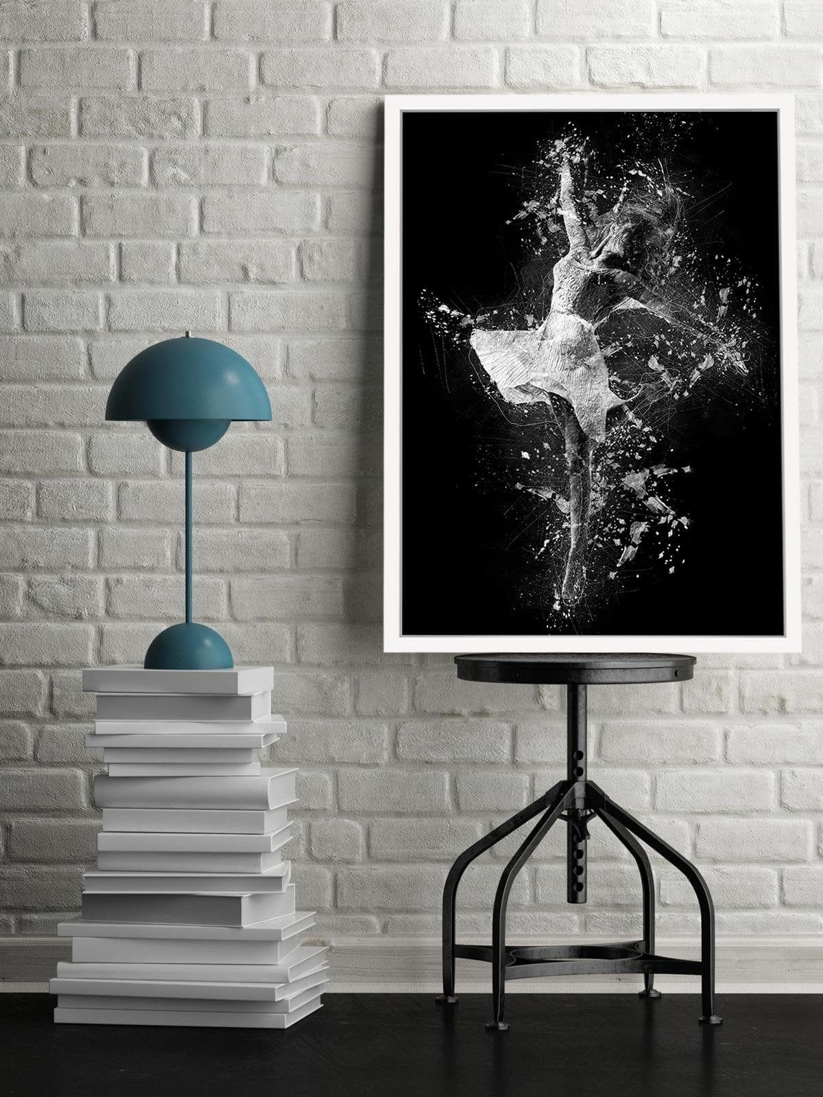 Glezna baltā rāmī - Ballet dancer Home Trends DECO