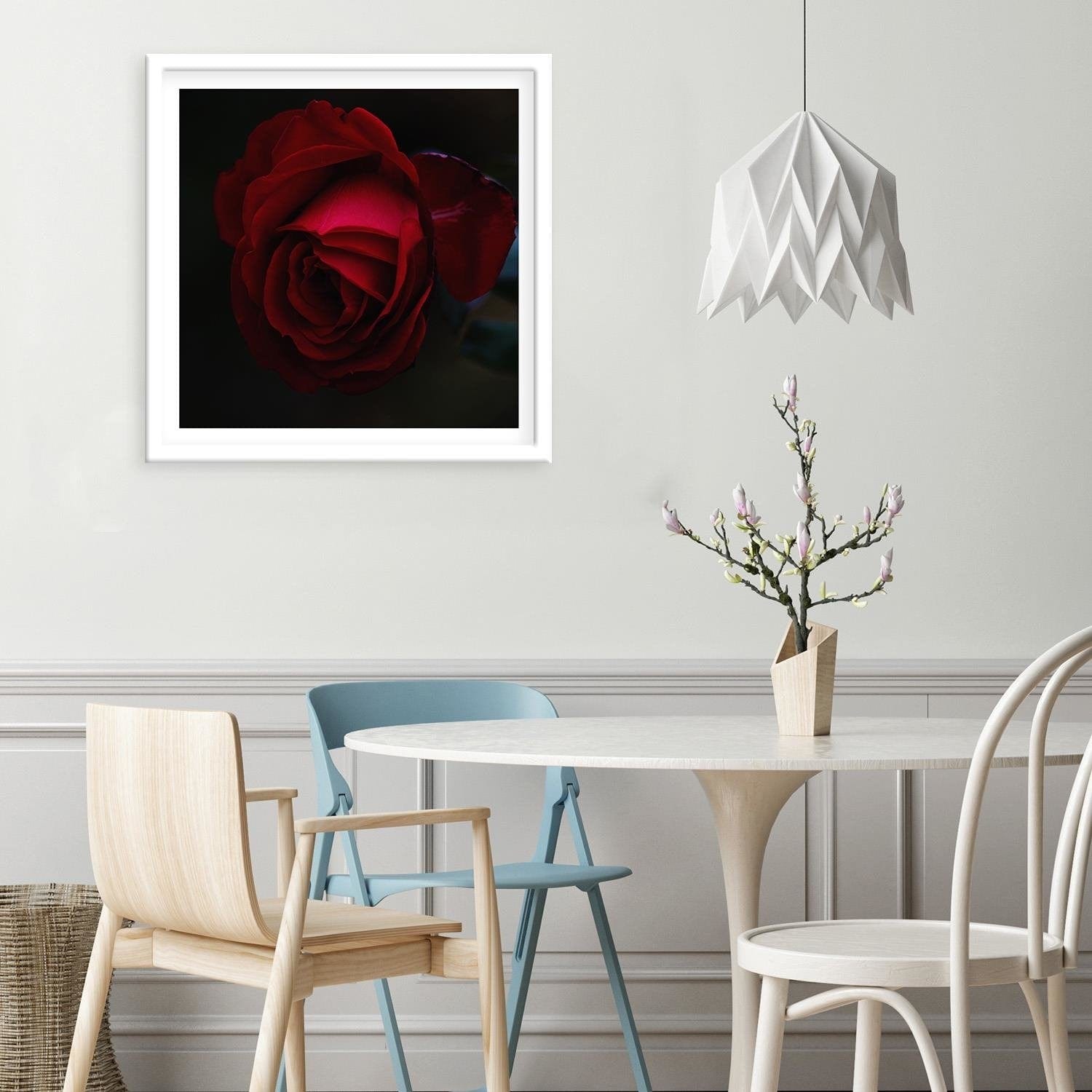 Glezna baltā rāmī - Beautiful Red Rose Home Trends DECO