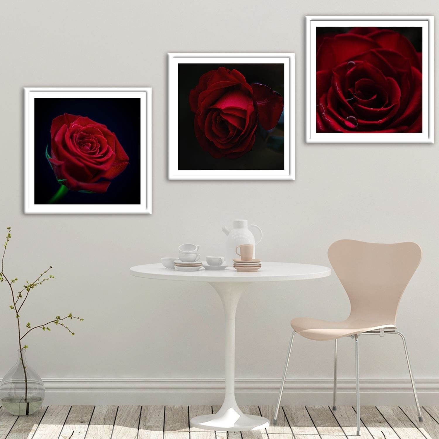 Glezna baltā rāmī - Beautiful Red Rose Home Trends DECO