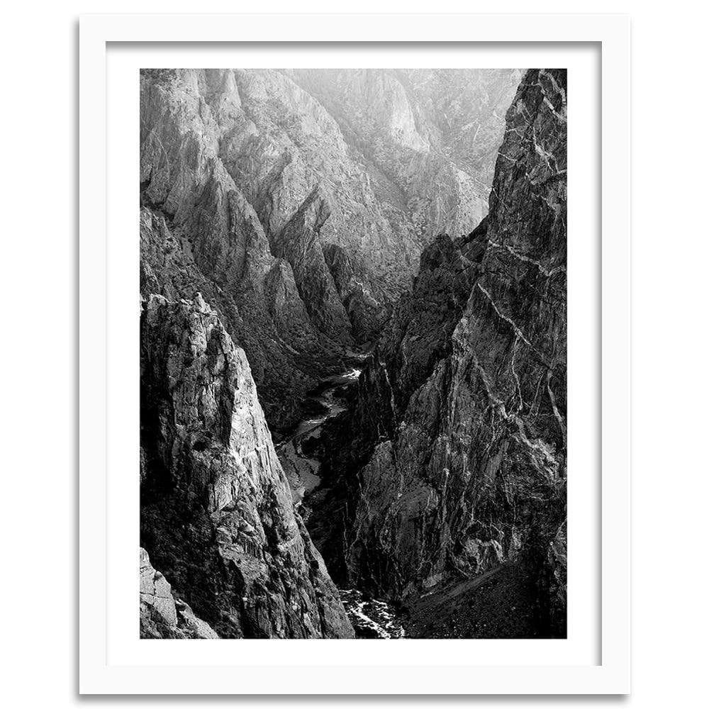 Glezna baltā rāmī - Black And White Mountain Landscape Home Trends DECO