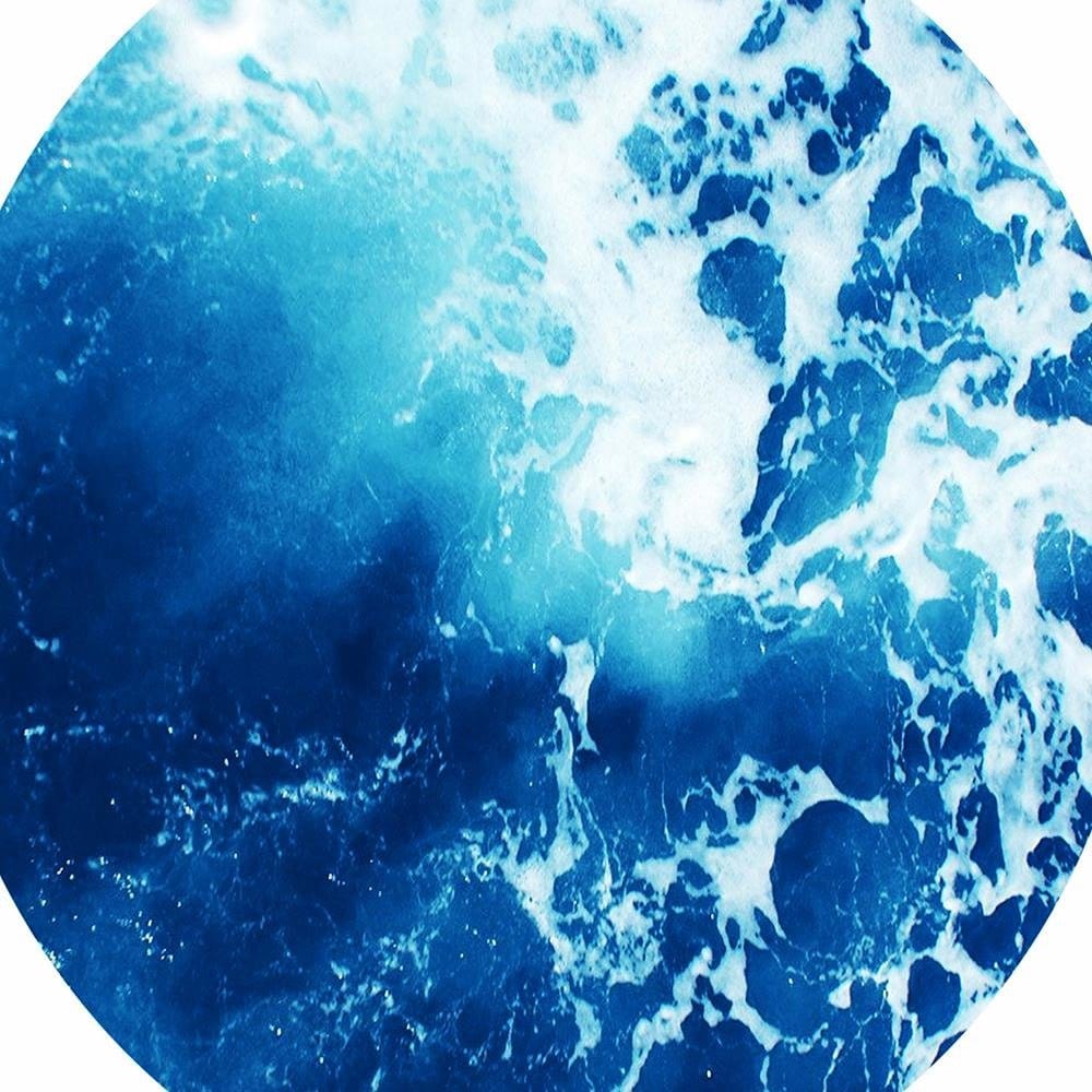 Glezna baltā rāmī - Blue Waves Home Trends DECO