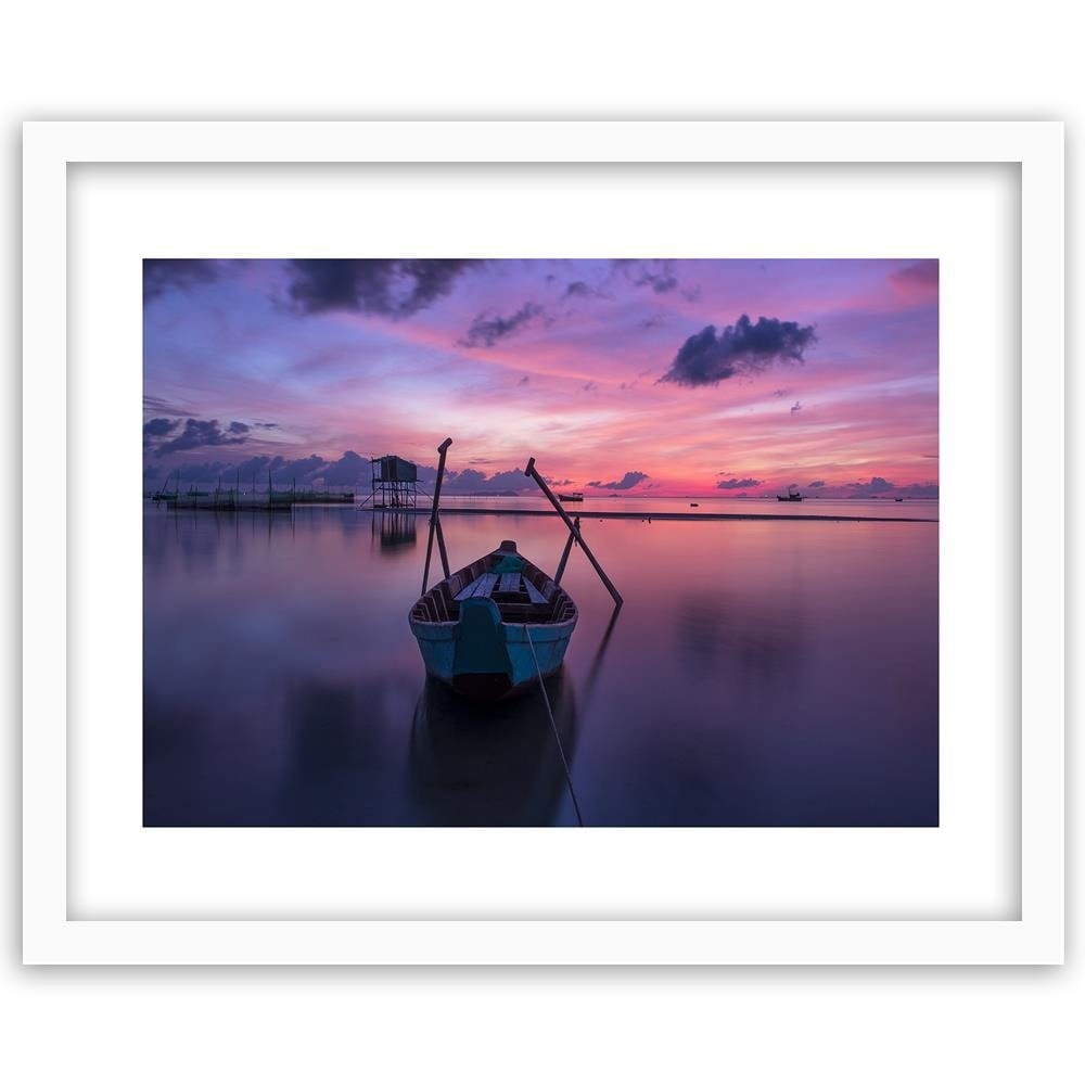 Glezna baltā rāmī - Boat On The Lake Home Trends DECO
