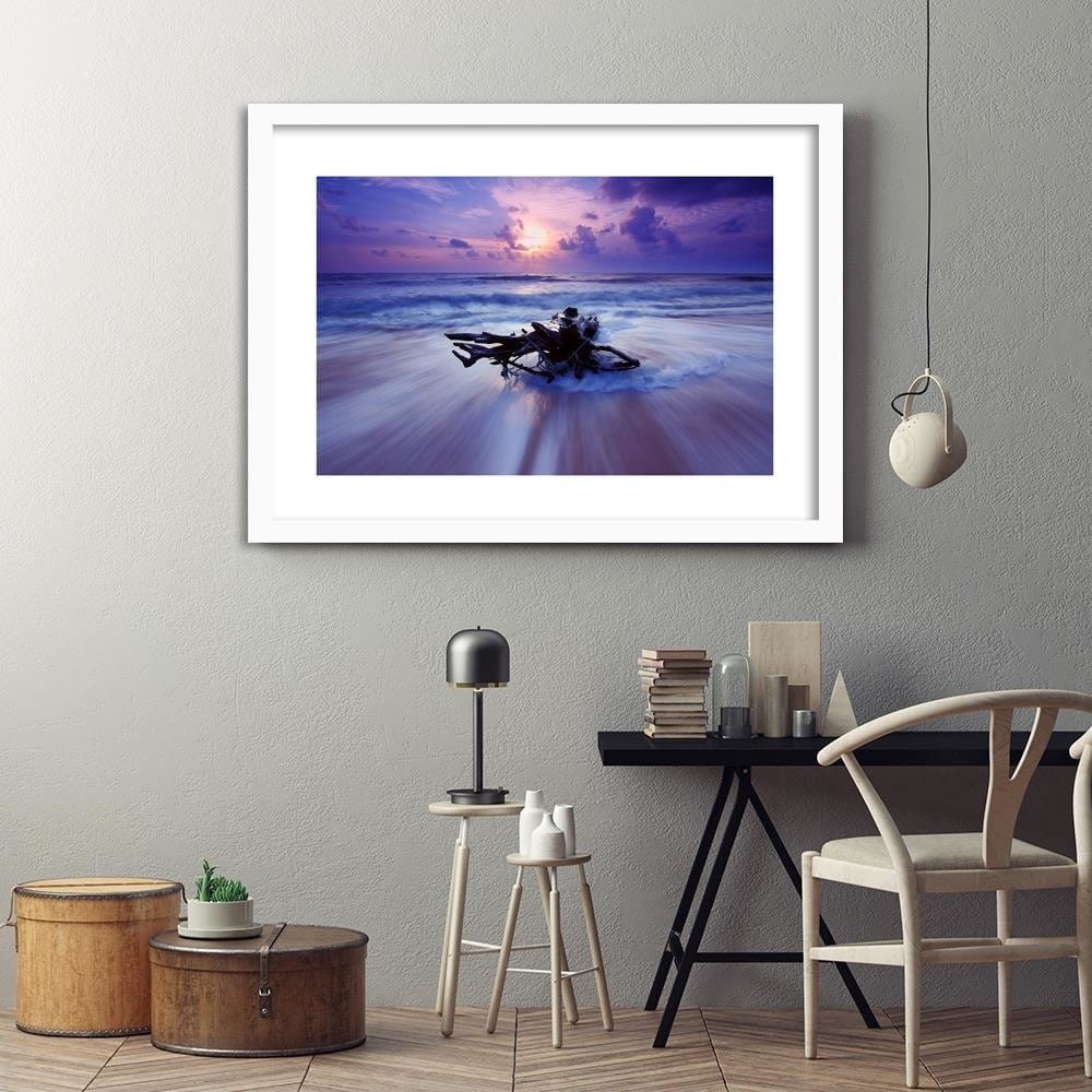 Glezna baltā rāmī - Branch On The Seashore Home Trends DECO