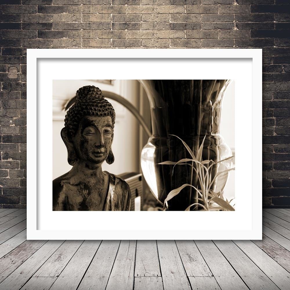 Glezna baltā rāmī - Buddha With Vase Home Trends DECO