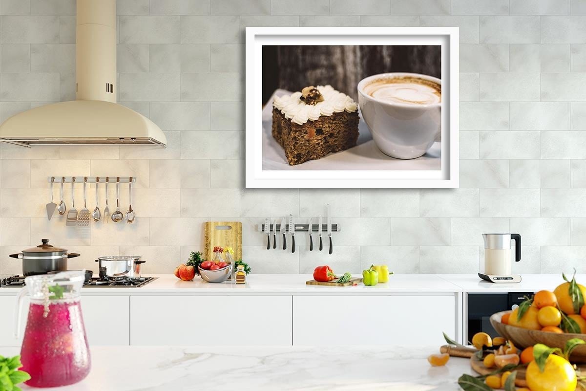 Glezna baltā rāmī - Cappuccino And A Slice Of Cake Home Trends DECO