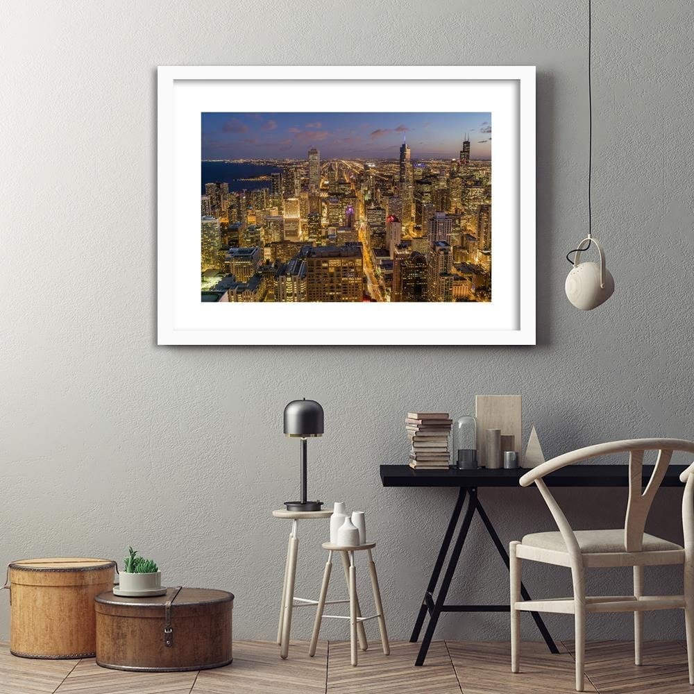 Glezna baltā rāmī - Chicago At Night Home Trends DECO