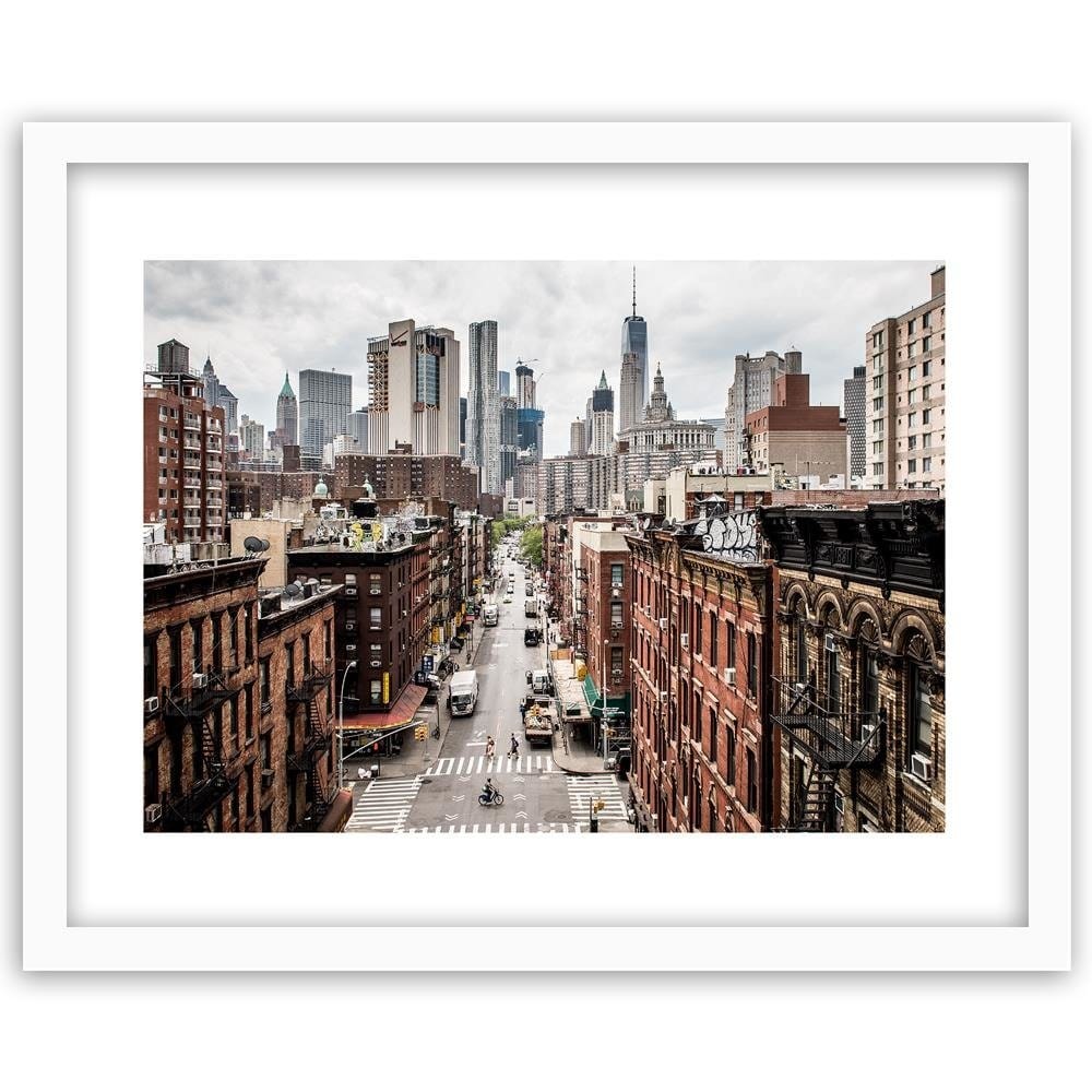 Glezna baltā rāmī - Chinatown In New York City Home Trends DECO