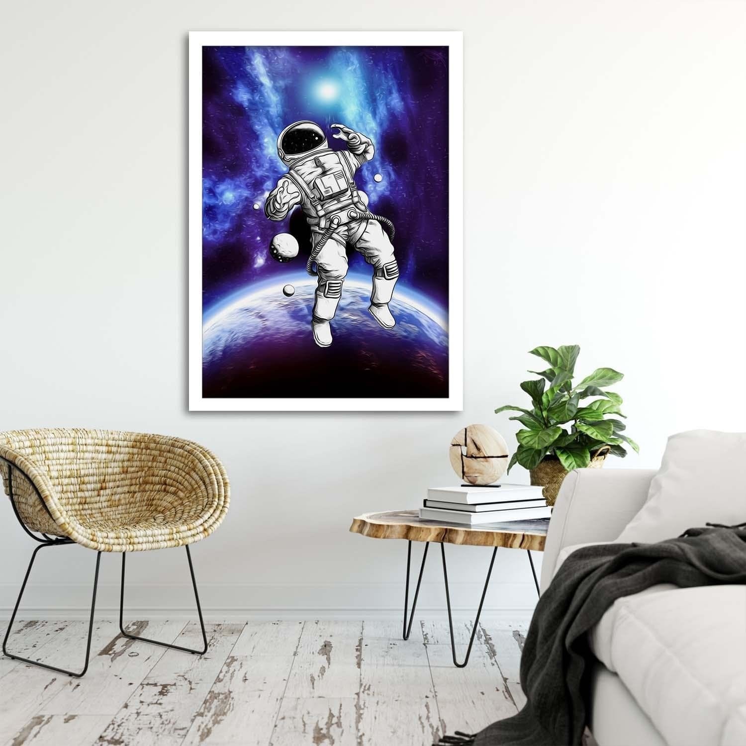 Glezna baltā rāmī - Cosmonaut In The Space Home Trends DECO