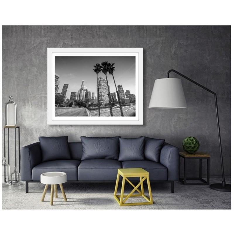 Glezna baltā rāmī - Downtown Los Angeles Home Trends DECO