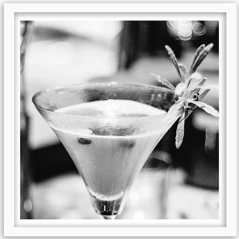 Glezna baltā rāmī - Drink With Rosemary Home Trends DECO