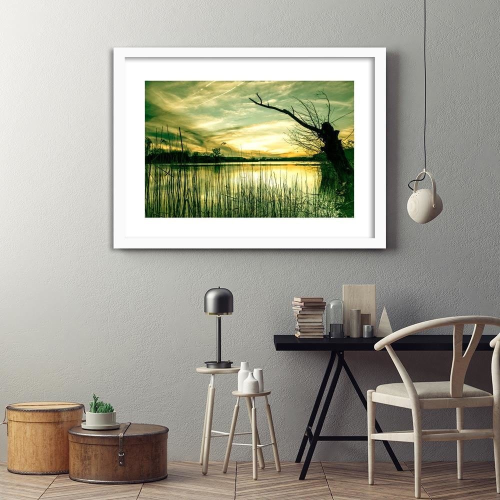 Glezna baltā rāmī - Dry Tree On The Lake Home Trends DECO