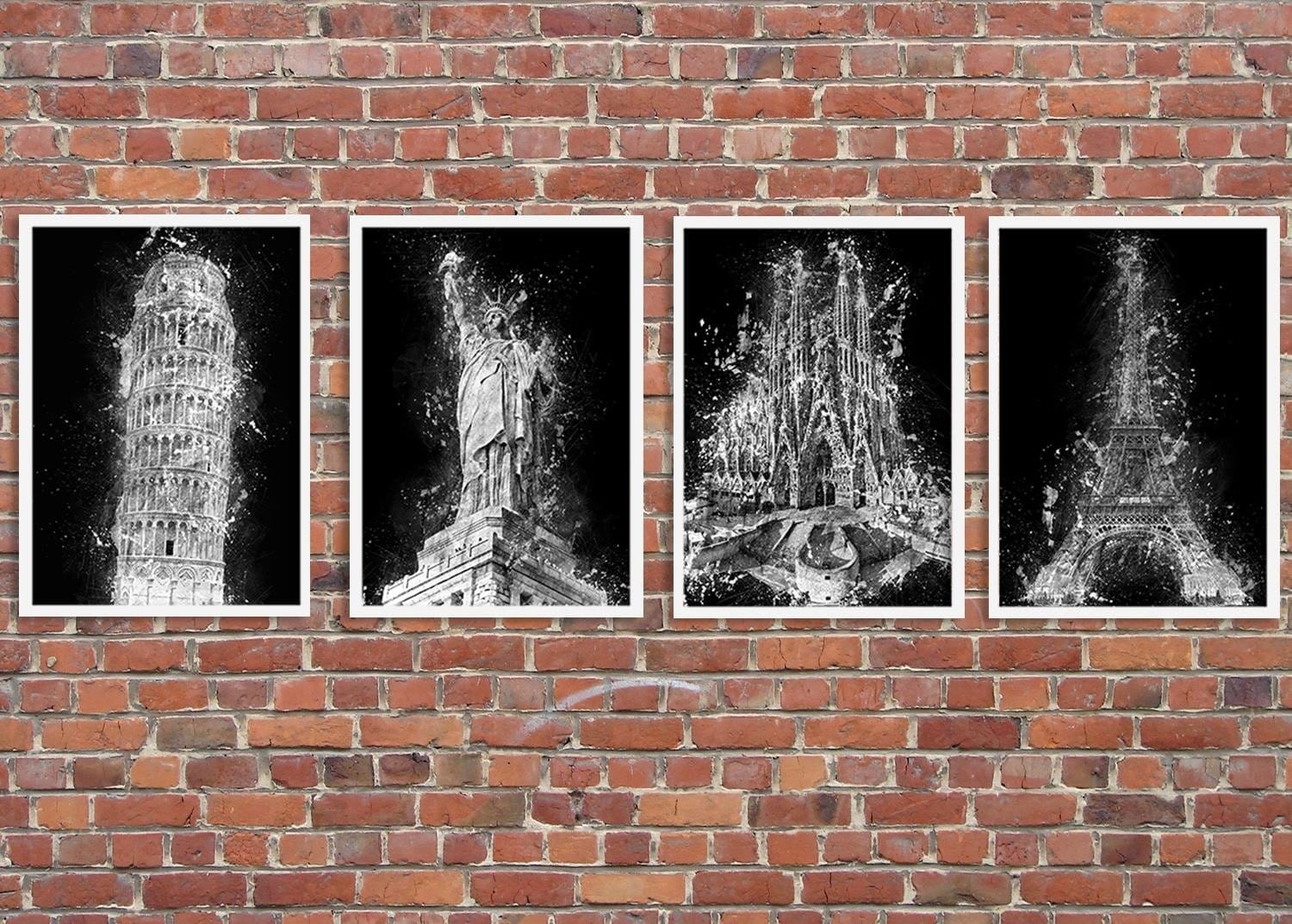Glezna baltā rāmī - Eiffel Tower At Night Home Trends DECO