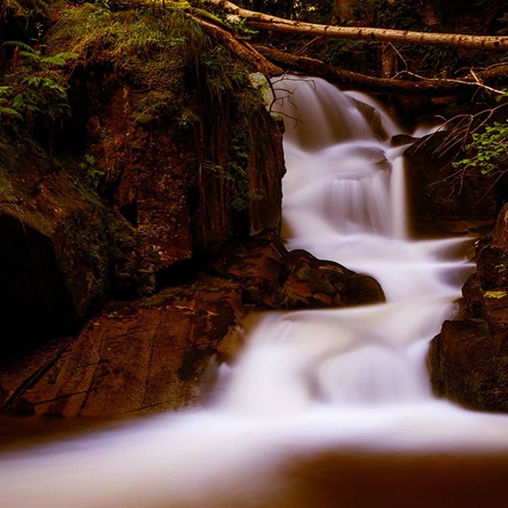 Glezna baltā rāmī - Fairytale Waterfall 3 Home Trends DECO