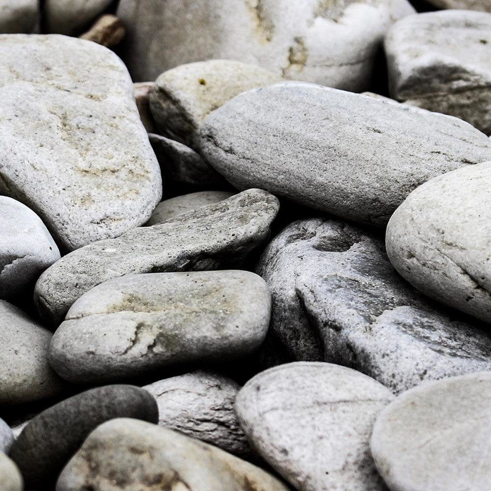 Glezna baltā rāmī - Flat Stones Home Trends DECO