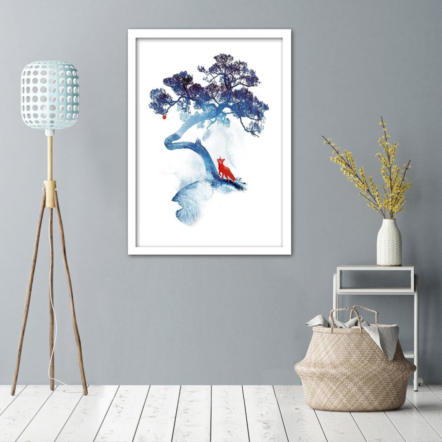 Glezna baltā rāmī - Fox And An Apple  Home Trends DECO