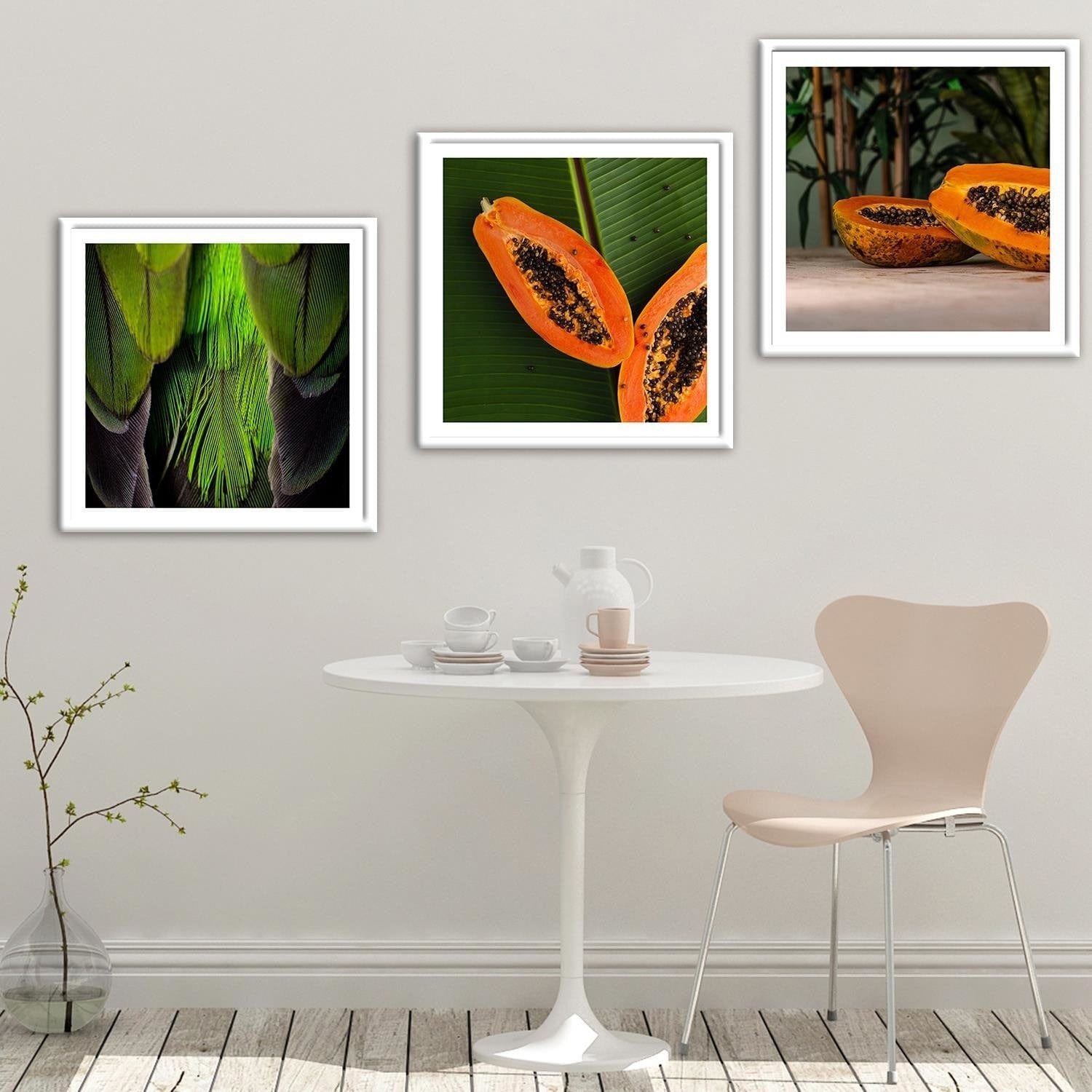 Glezna baltā rāmī - Green Feathers Home Trends DECO