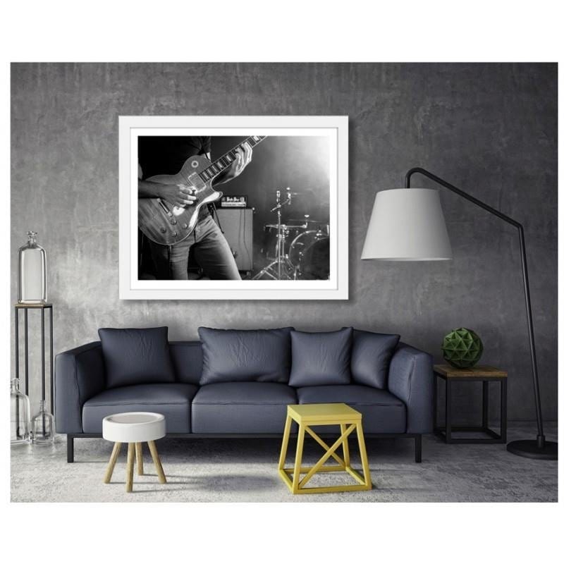 Glezna baltā rāmī - Guitarist Home Trends DECO