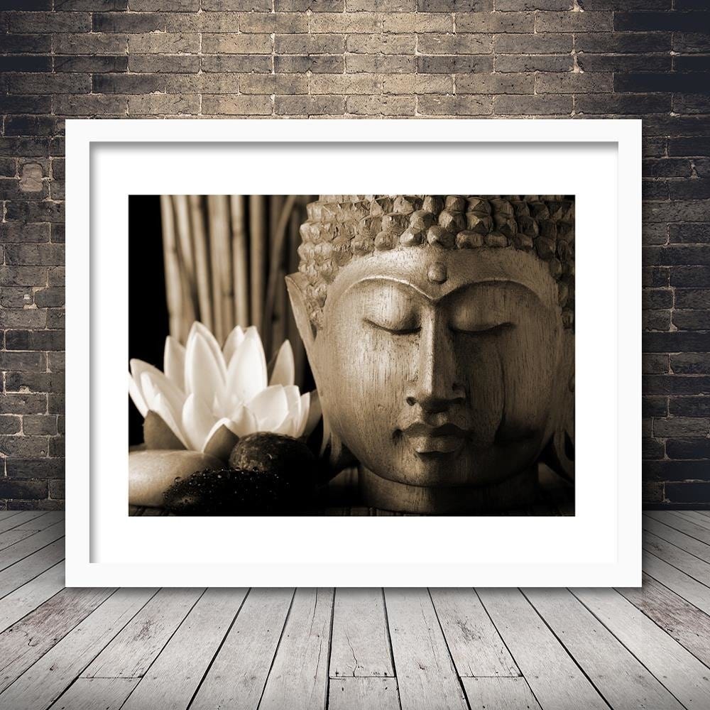 Glezna baltā rāmī - Head Of Buddha With Lily Home Trends DECO