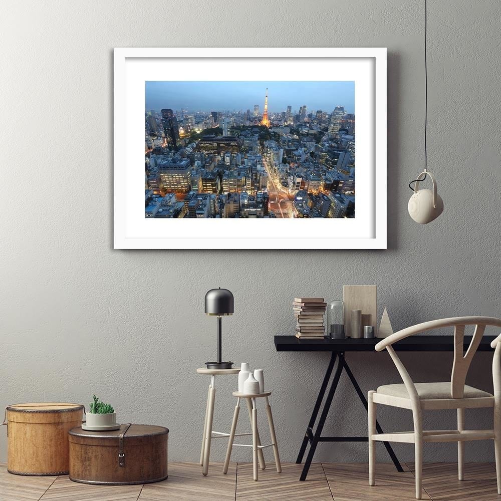 Glezna baltā rāmī - Illuminated Tokyo Home Trends DECO