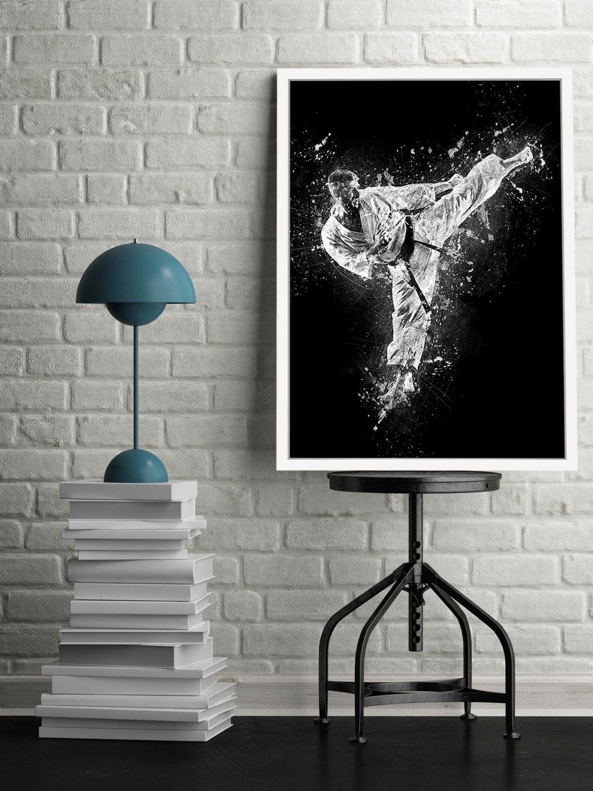 Glezna baltā rāmī - Karateka Home Trends DECO