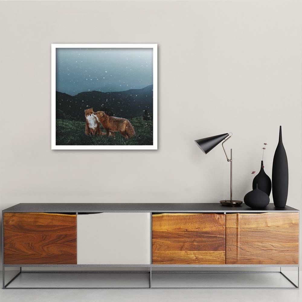 Glezna baltā rāmī - Lisi Kiss  Home Trends DECO