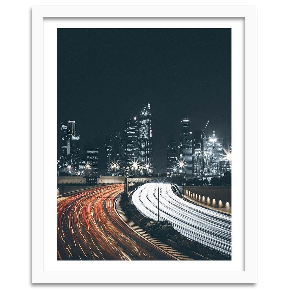 Glezna baltā rāmī - Night City Home Trends DECO