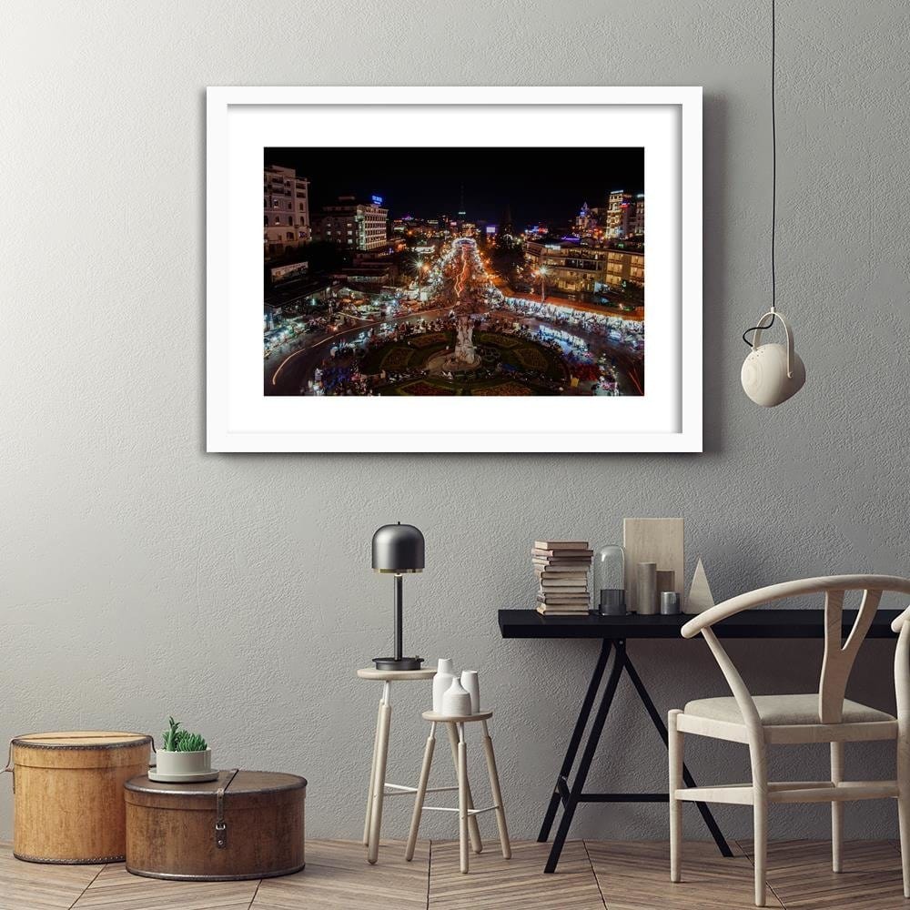 Glezna baltā rāmī - Night Lights In The City Center Home Trends DECO