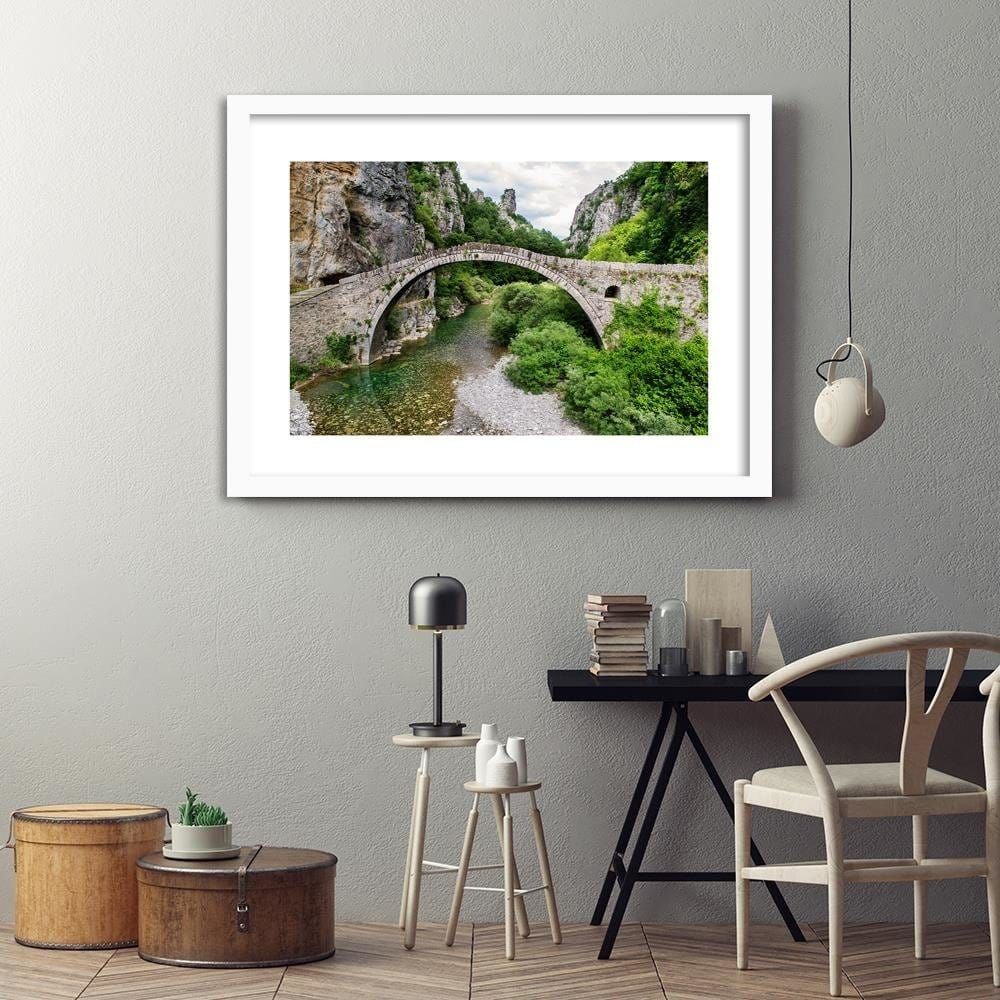 Glezna baltā rāmī - Old Stone Bridge Home Trends DECO