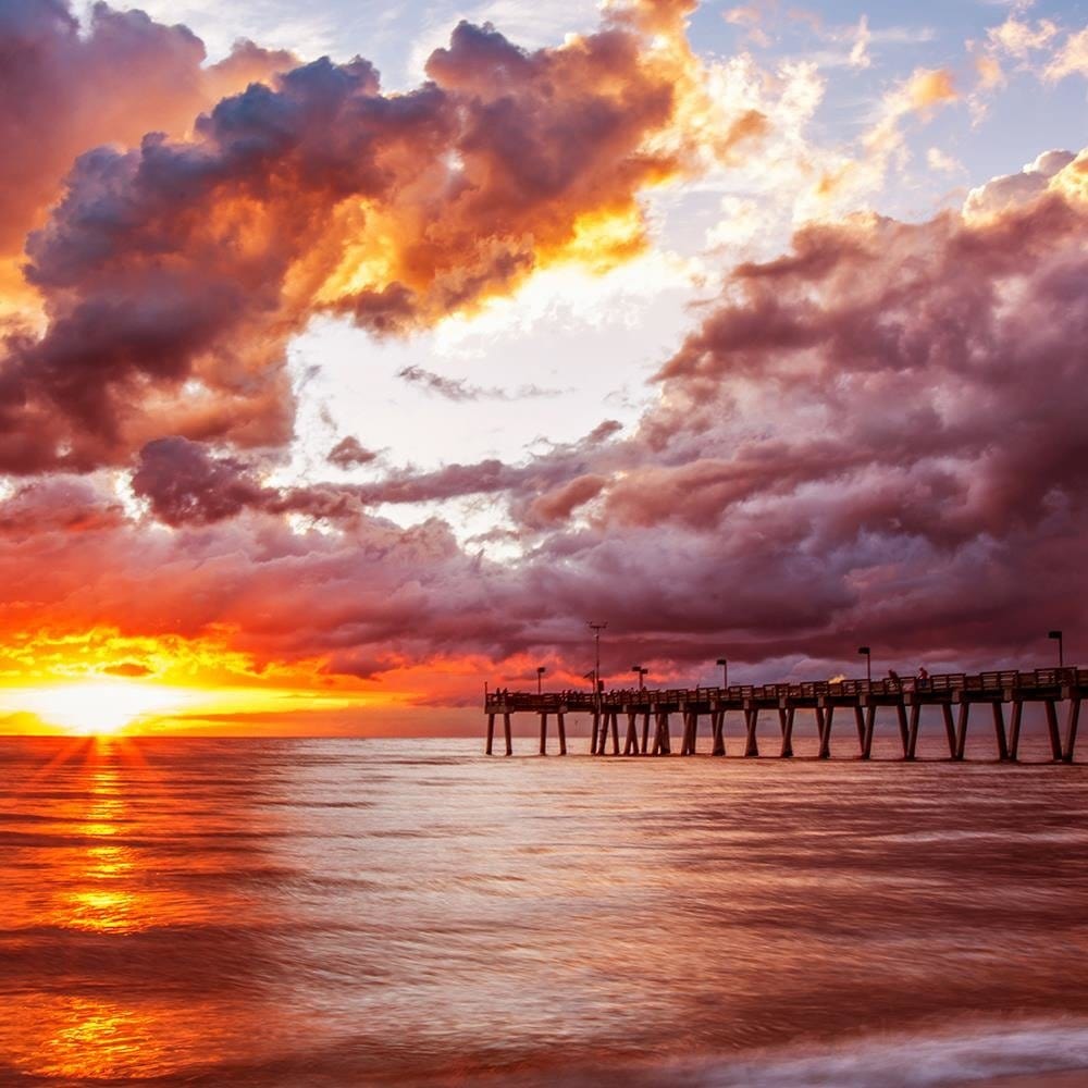 Glezna baltā rāmī - Pier And Sunset 4 Home Trends DECO