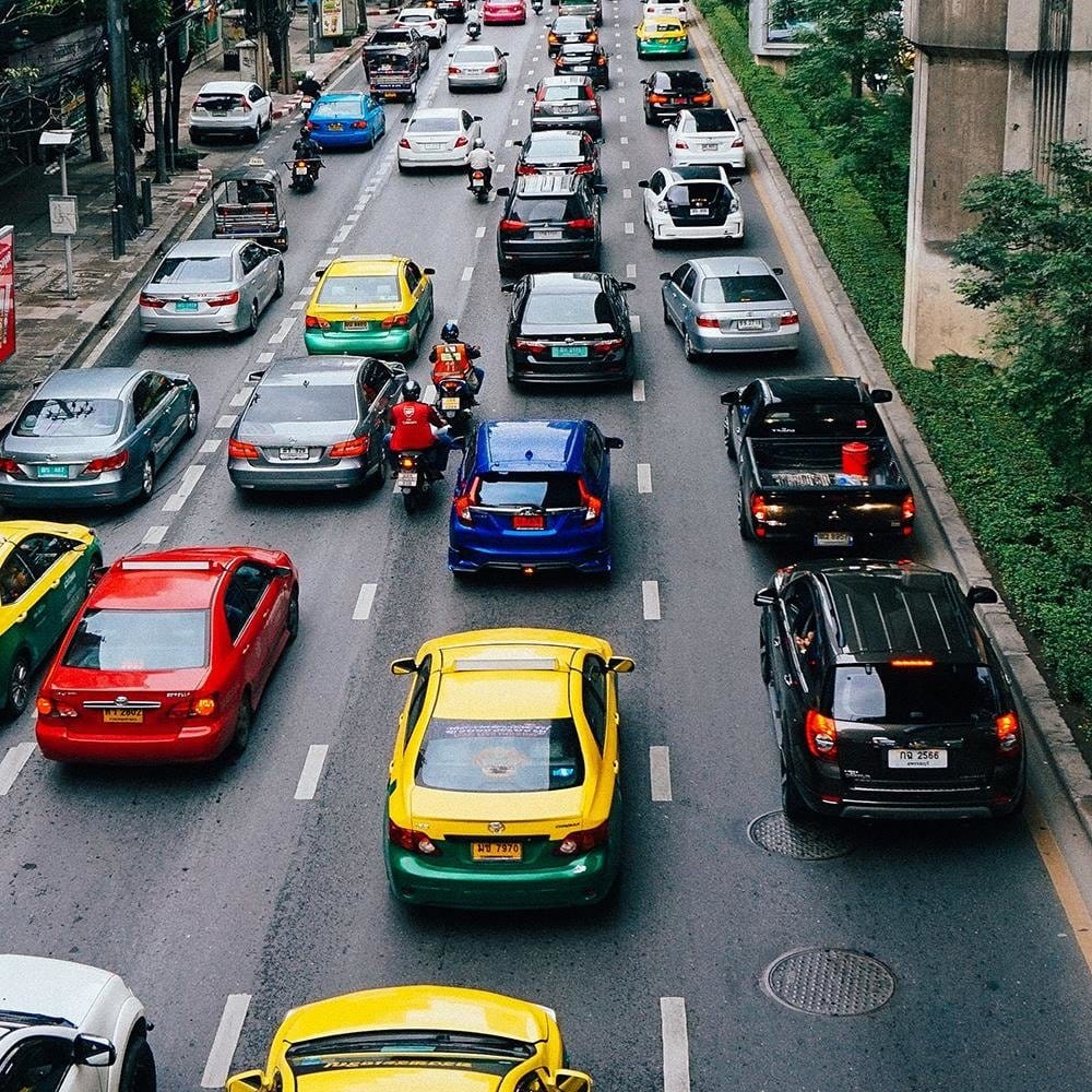 Glezna baltā rāmī - Plug In Home Trends DECO