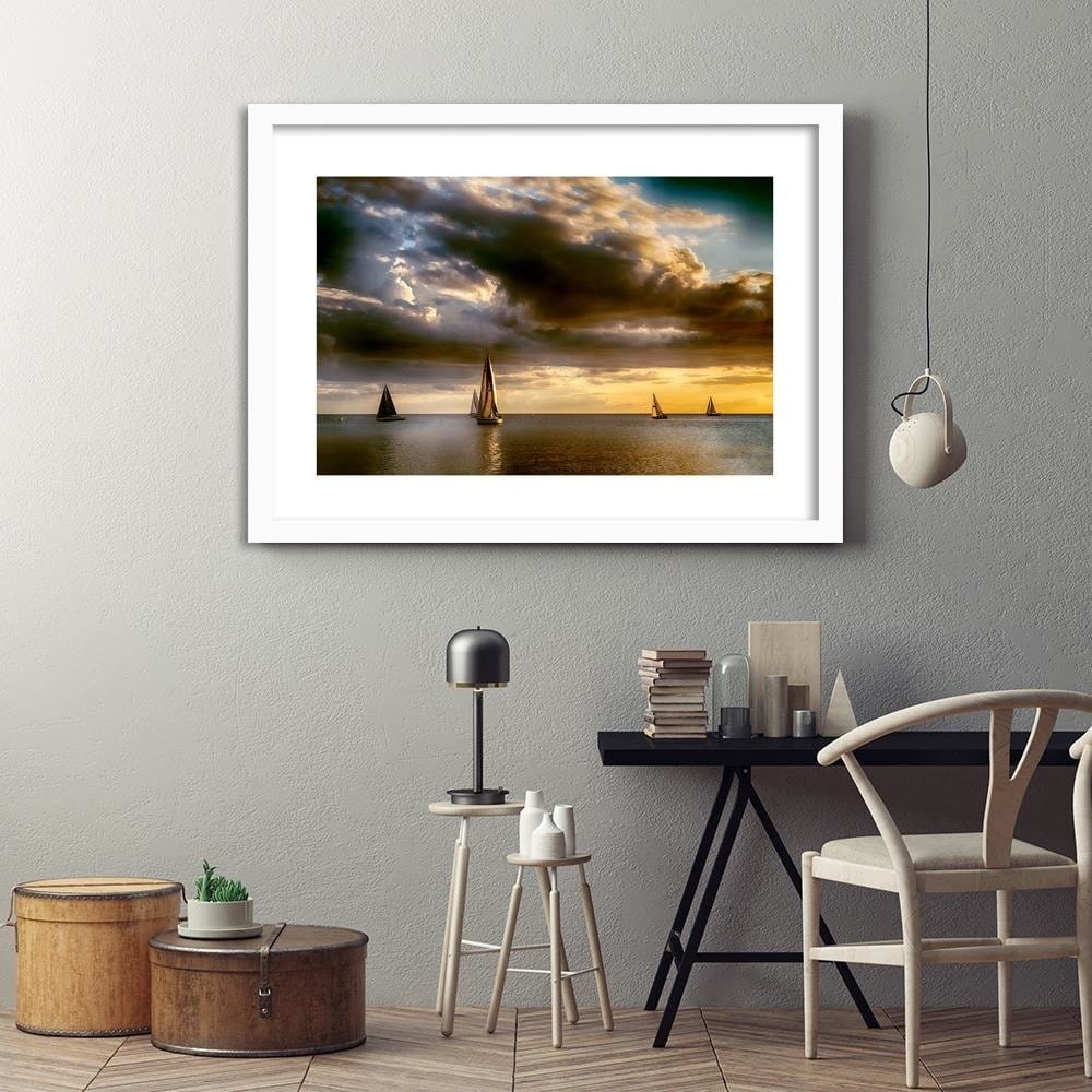 Glezna baltā rāmī - Sailboats At Sea Home Trends DECO