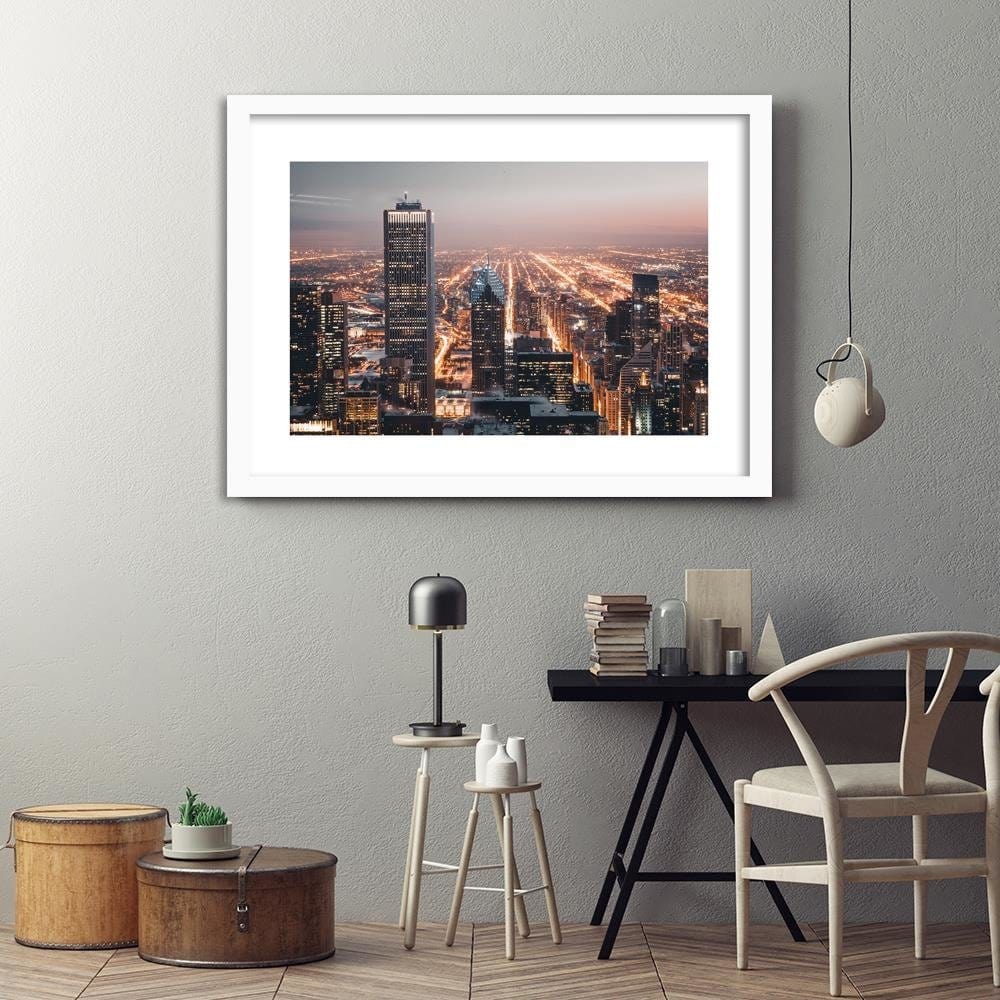 Glezna baltā rāmī - Skyscrapers At Night Home Trends DECO