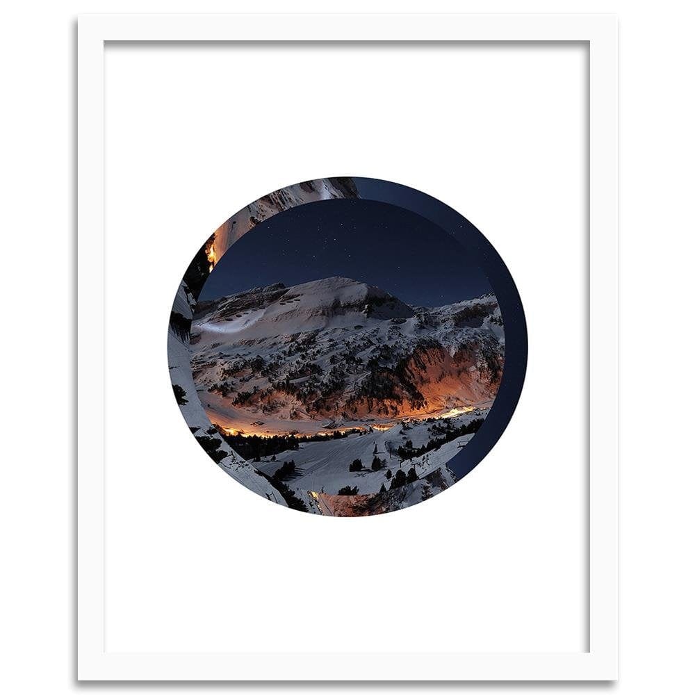 Glezna baltā rāmī - Snow-Capped Mountains Circle Home Trends DECO