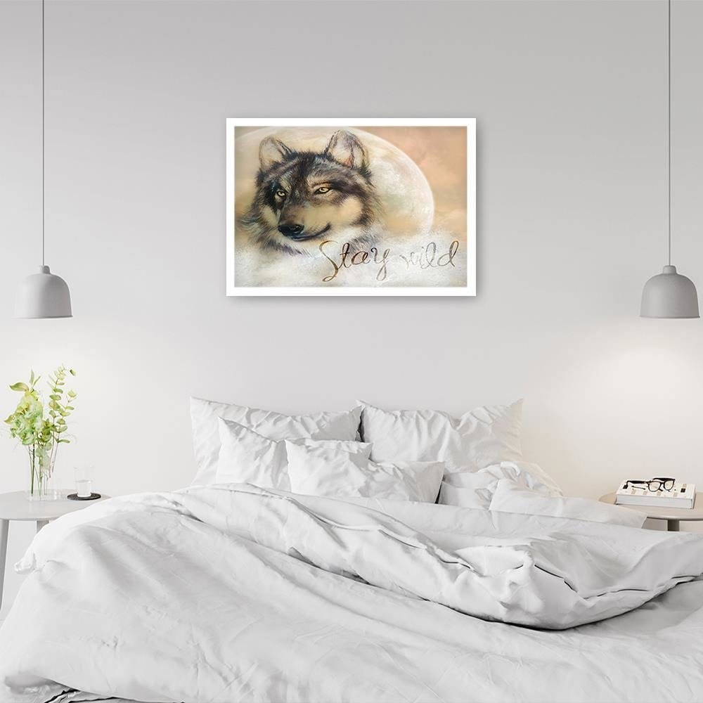 Glezna baltā rāmī - Stay Wild Wolf Home Trends DECO