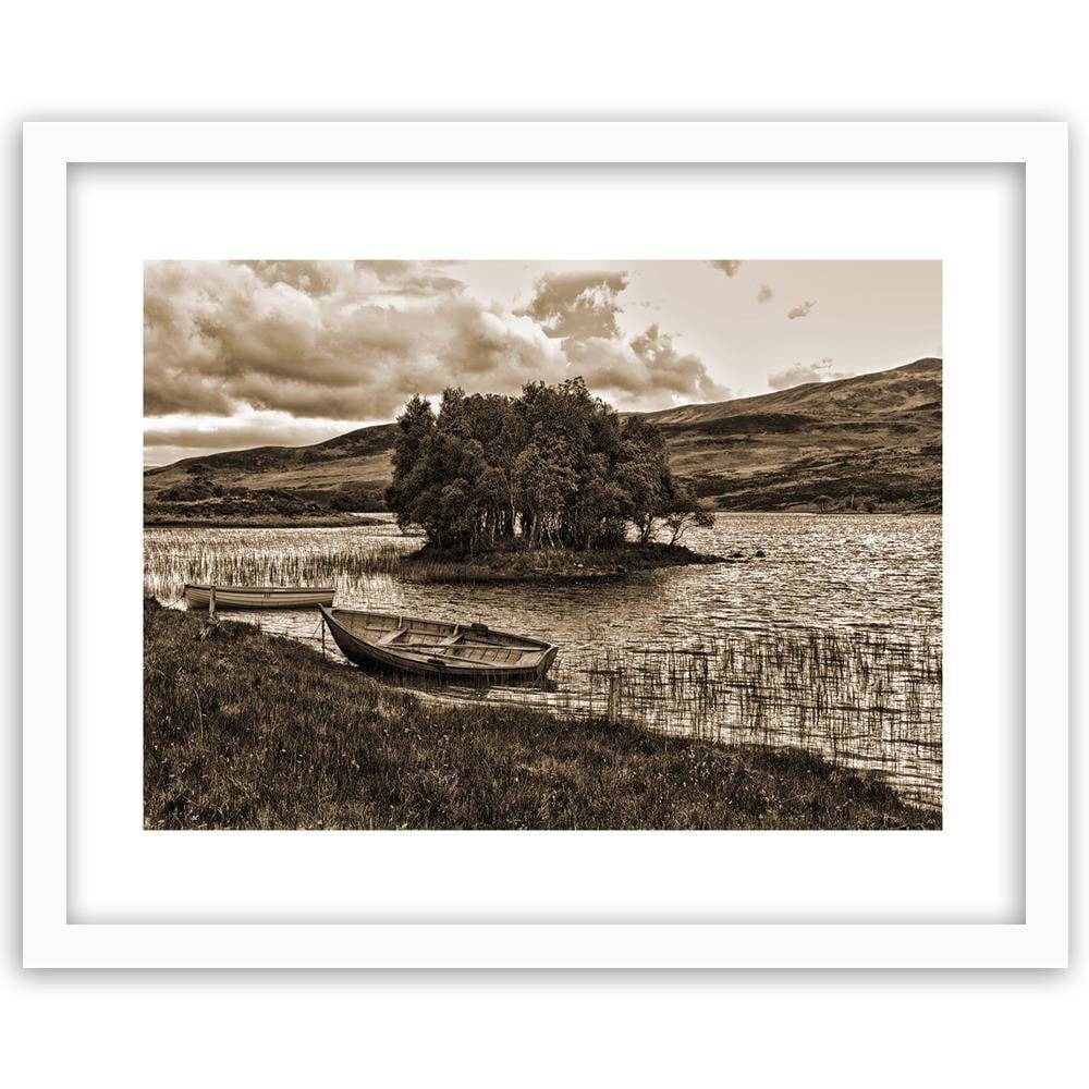 Glezna baltā rāmī - The Island On The Lake 1 Home Trends DECO
