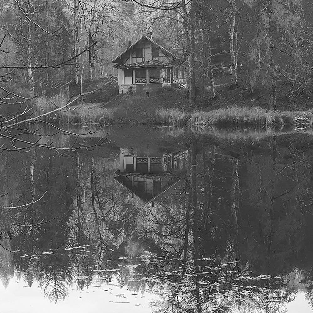 Glezna baltā rāmī - The Lake House 2 Home Trends DECO