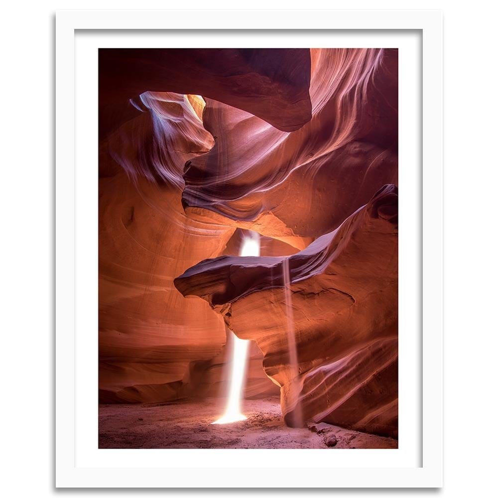 Glezna baltā rāmī - The Light In The Cave Home Trends DECO