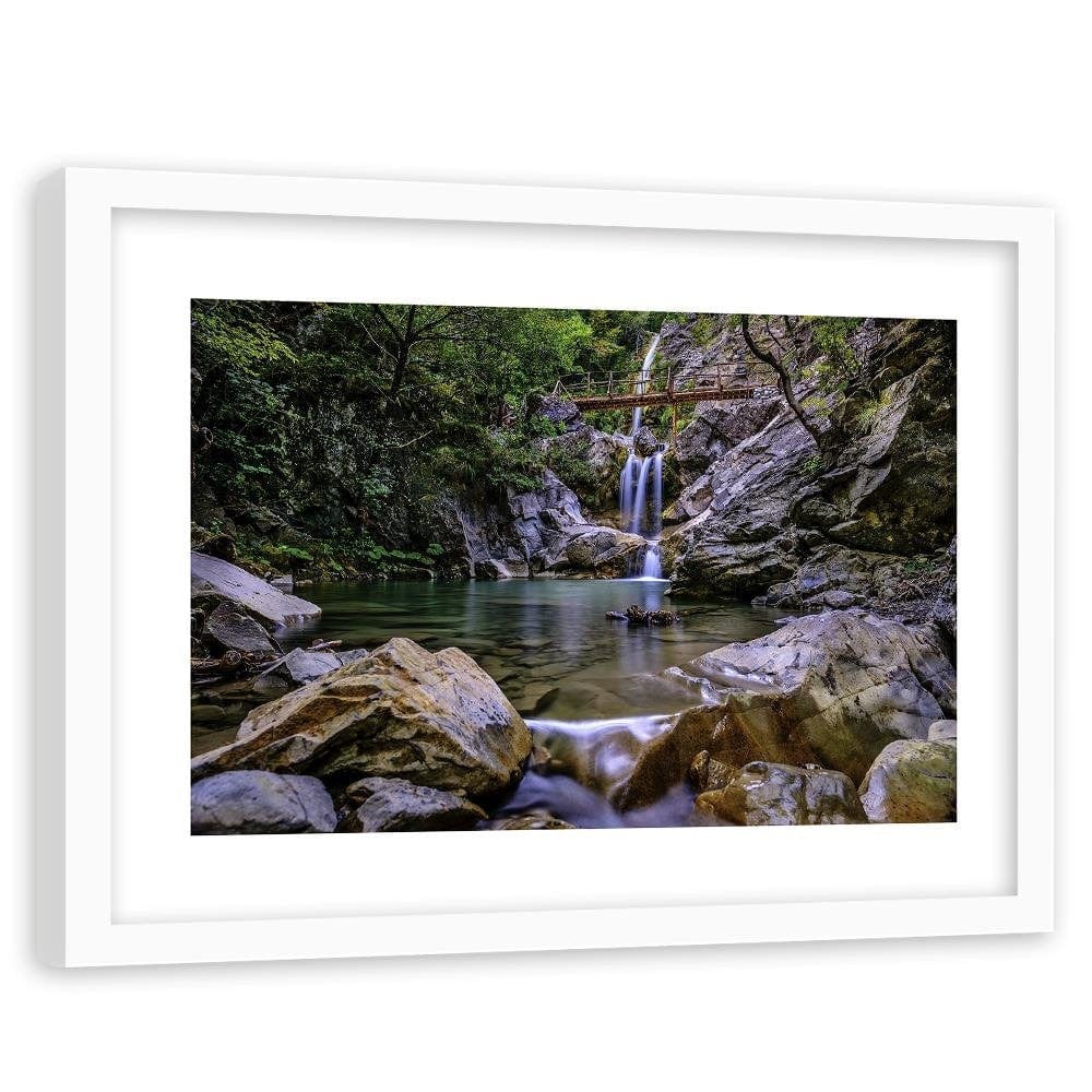 Glezna baltā rāmī - The Picturesque Waterfall Rock Home Trends DECO