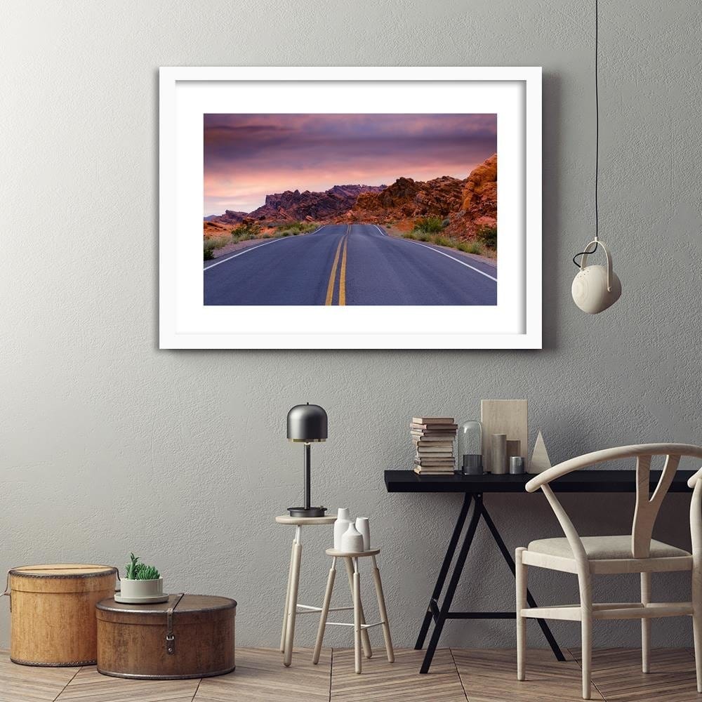 Glezna baltā rāmī - The Road In The Desert Home Trends DECO