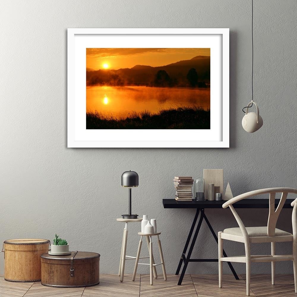 Glezna baltā rāmī - The Setting Sun Over The Mountains Home Trends DECO