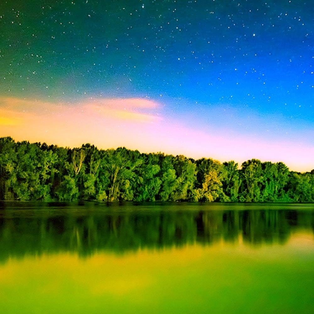 Glezna baltā rāmī - The Stars On The Lake 3 Home Trends DECO