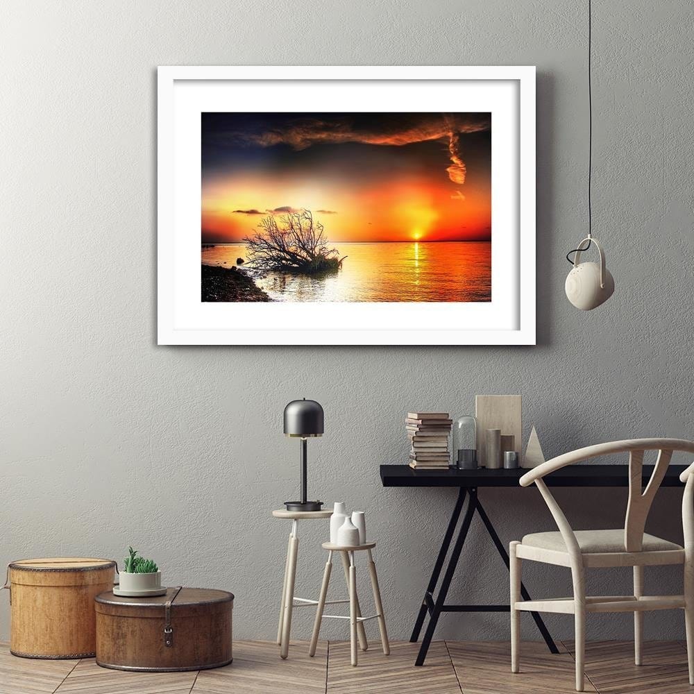 Glezna baltā rāmī - Tree In Water Home Trends DECO