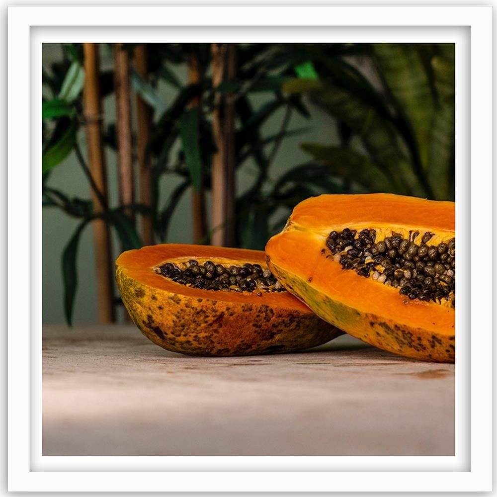 Glezna baltā rāmī - Two Halves Of Papaya Home Trends DECO