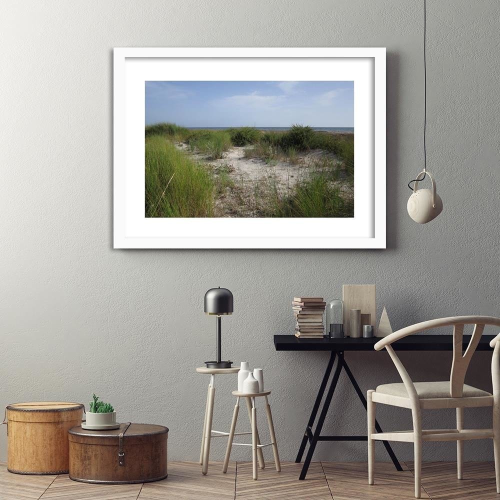 Glezna baltā rāmī - View Of The Dunes Home Trends DECO