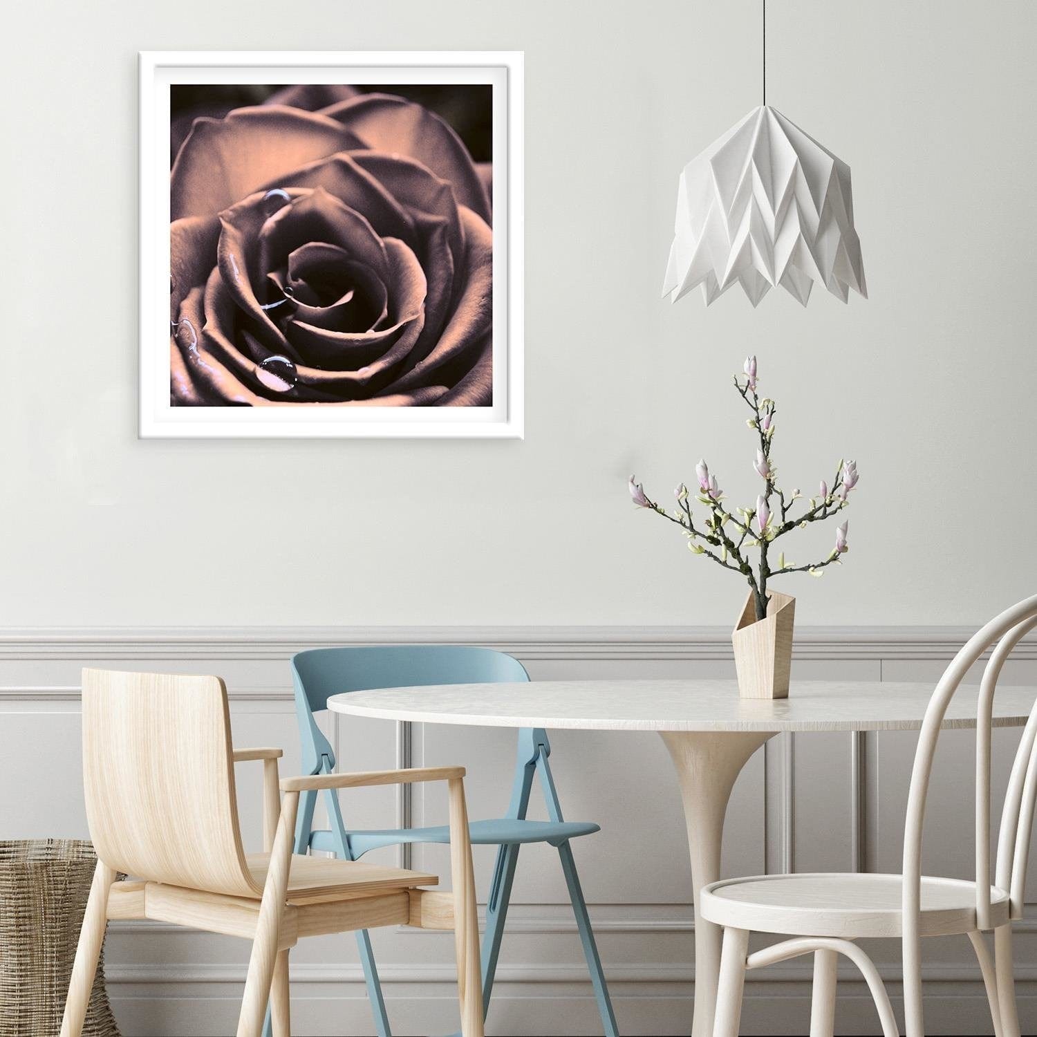 Glezna baltā rāmī - Water Drops On A Rose Home Trends DECO