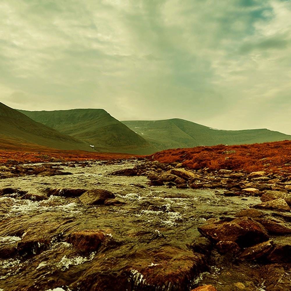 Glezna baltā rāmī - Wild River 3 Home Trends DECO