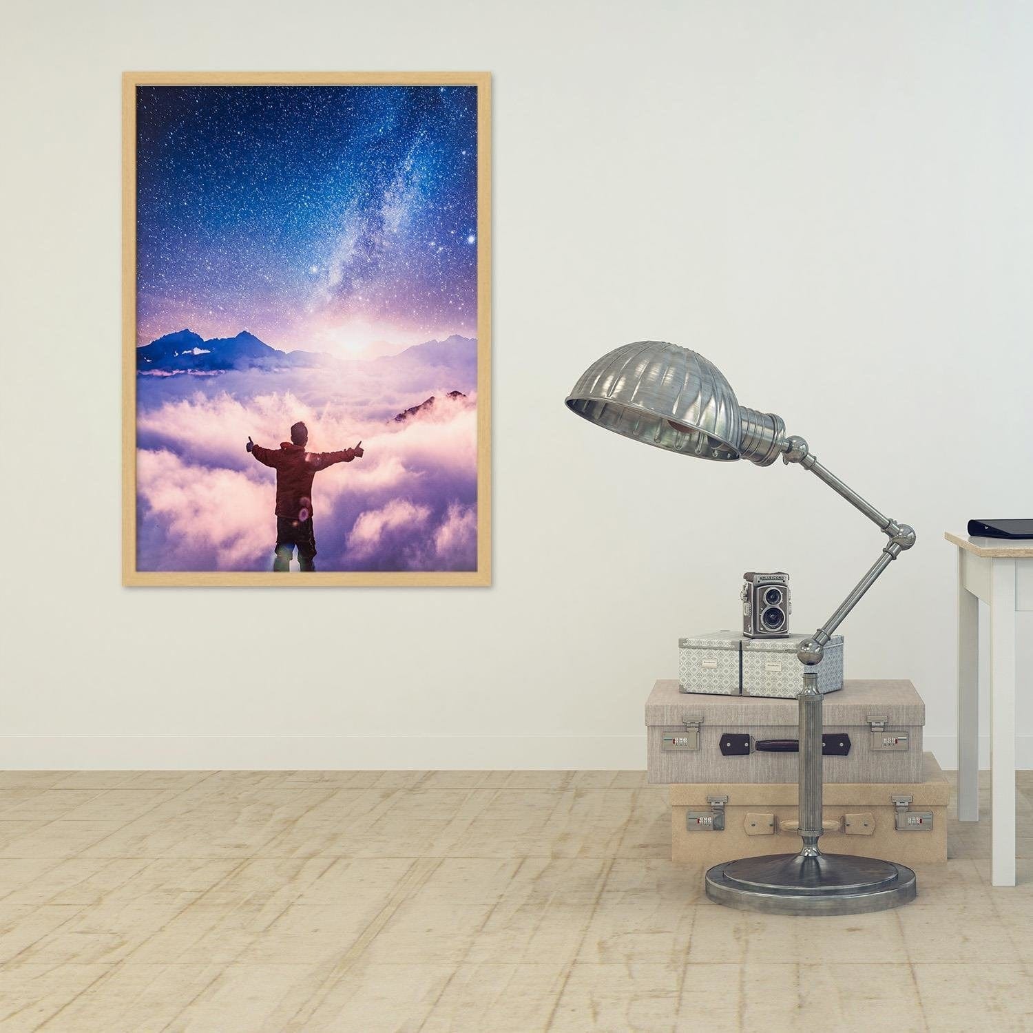 Glezna bēšā rāmī - Man And The Galaxy Home Trends DECO