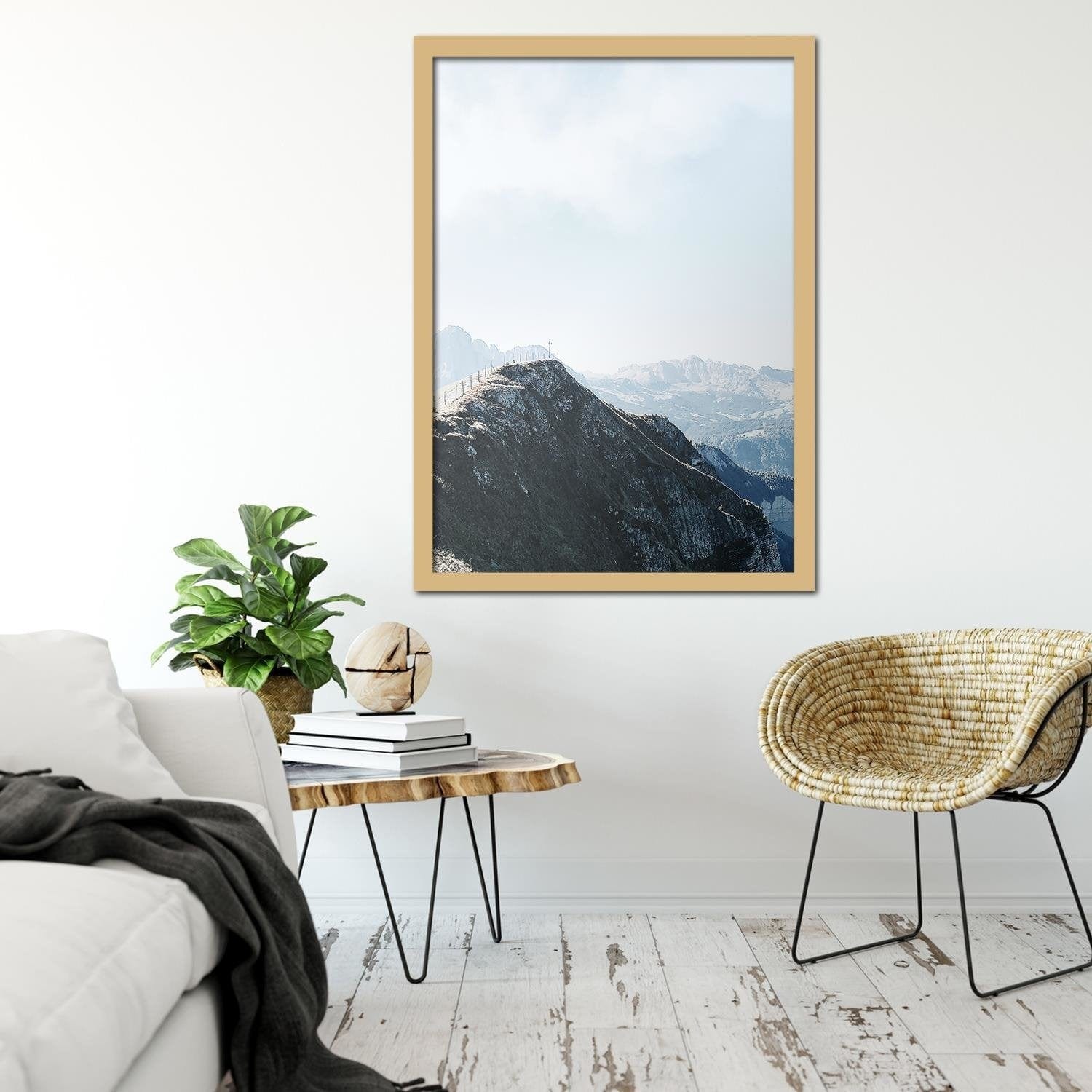 Glezna bēšā rāmī - Mountain Trail Home Trends DECO